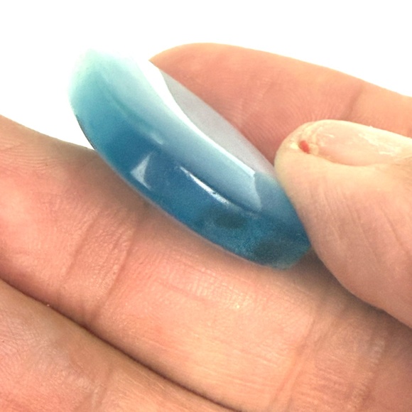 Blue Cat’s Eye Stone Pendant | Oval Shimmer Gem Pendant | Vintage Silver Tone Je - Picture 6 of 11